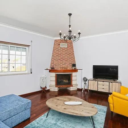 Sunrise Terrace Apartment *