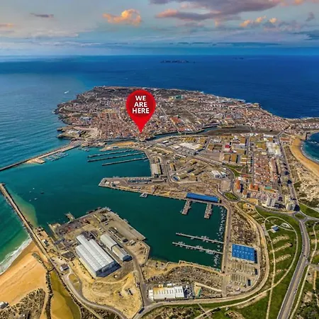 Sunrise Terrace Apartment Peniche